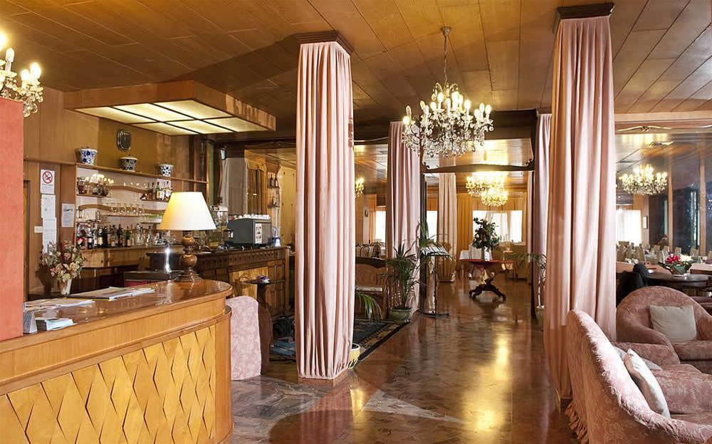 Hotel Spiaggia Marconi Rimini Ngoại thất bức ảnh