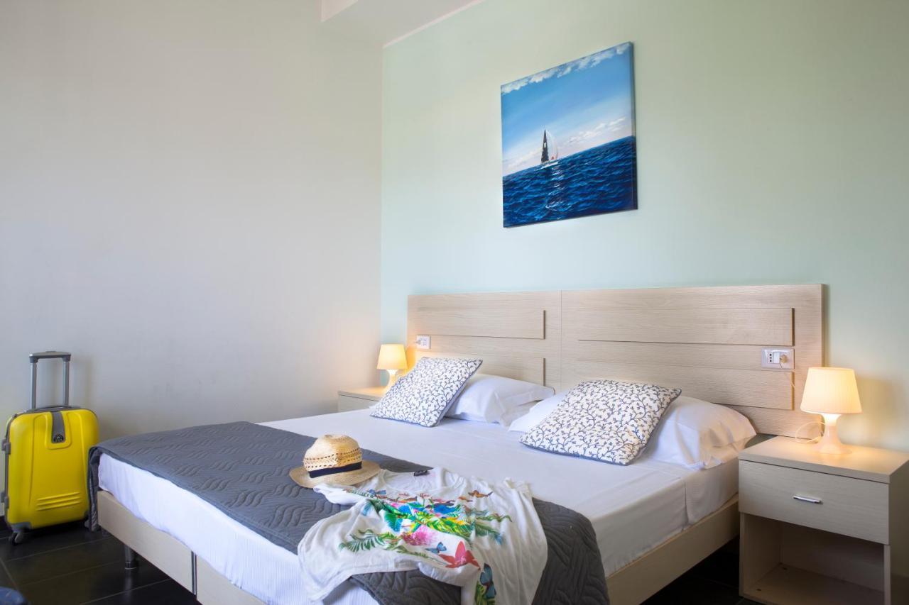 Hotel Spiaggia Marconi Rimini Ngoại thất bức ảnh