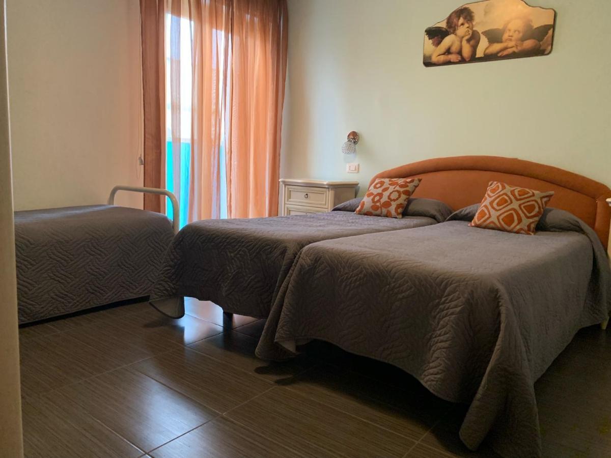 Hotel Spiaggia Marconi Rimini Ngoại thất bức ảnh