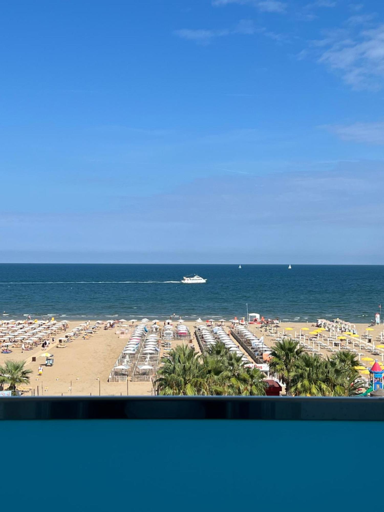 Hotel Spiaggia Marconi Rimini Ngoại thất bức ảnh